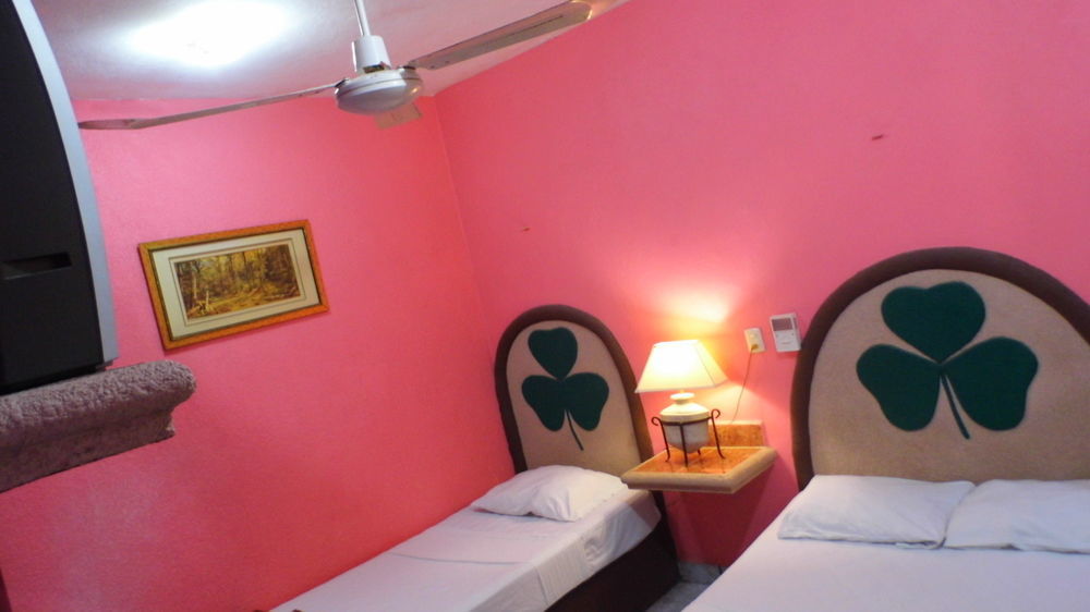 Hotel América 3*